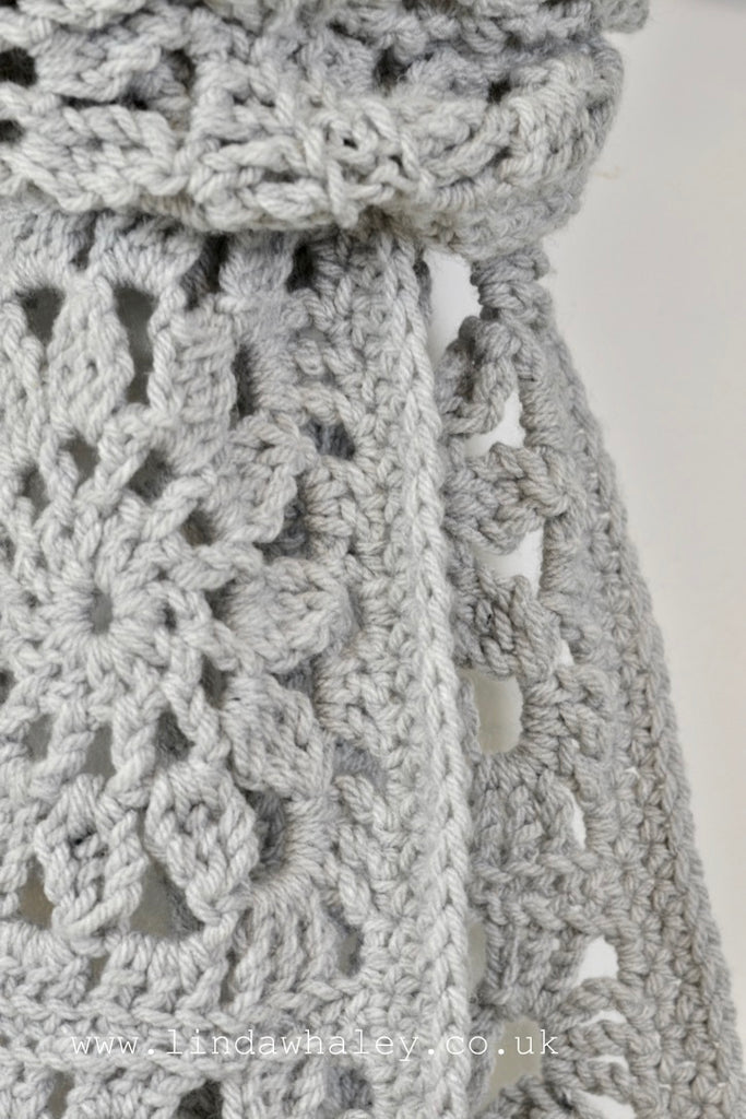 crochet black and white scarf
