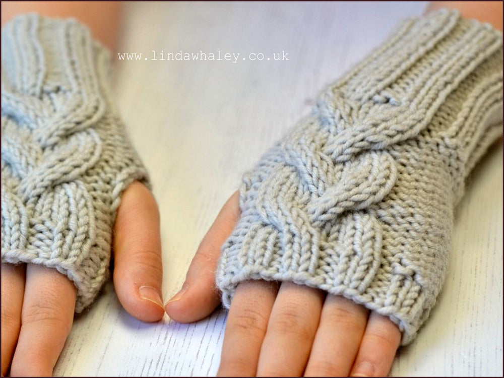 NYSA ARAN FINGERLESS MITTS