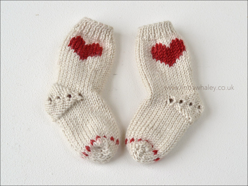 LITTLE HEART BABY SOCKS