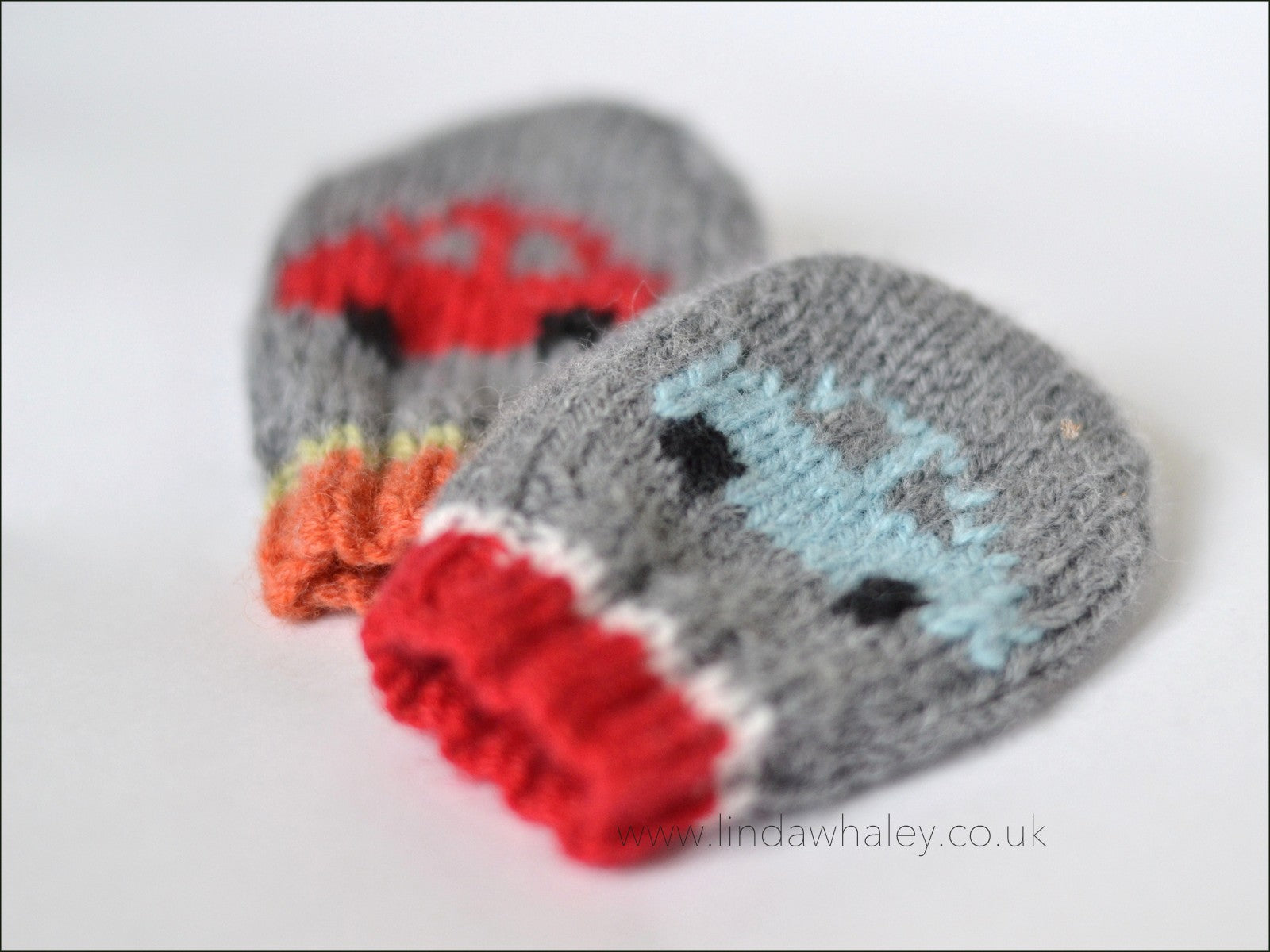 Red baby mittens store