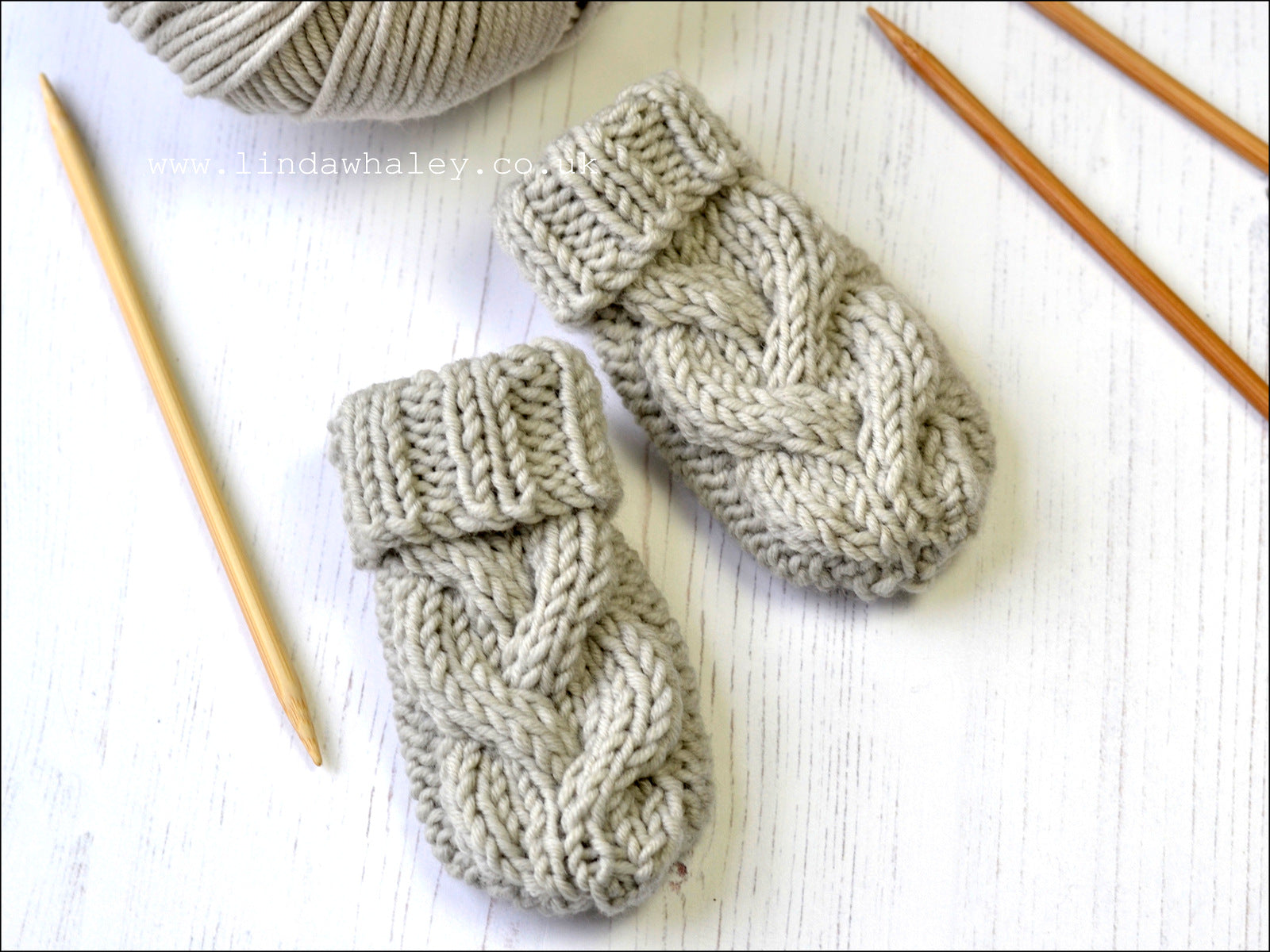 NYSA ARAN CABLED BABY MITTS – Linda Whaley Knitting Pattern