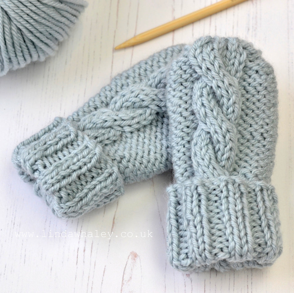 OSCAR ARAN BABY MITTS