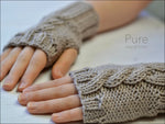 OSCAR ARAN FINGERLESS MITTS