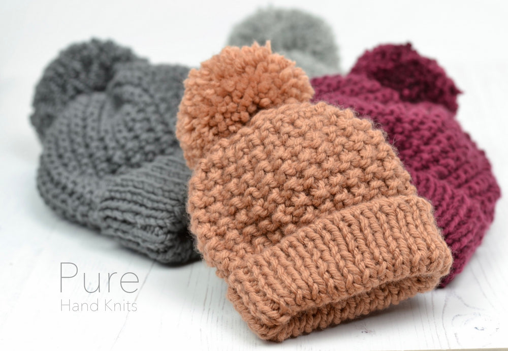 ZEKE CHUNKY SIMPLE BOBBLE HAT