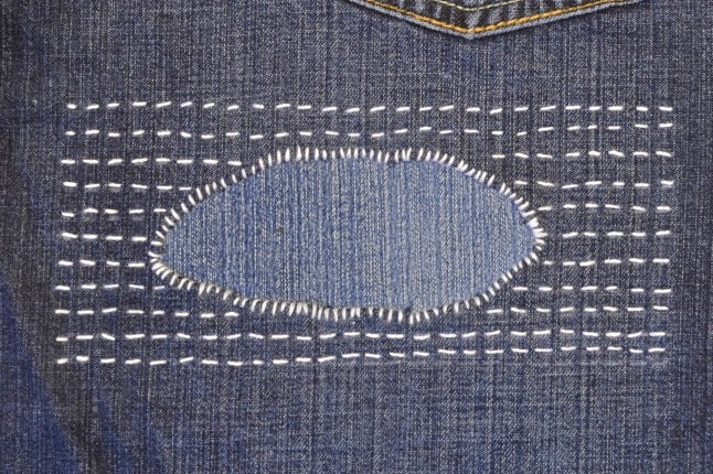 A SASHIKO VISIBLE DECORATIVE MENDING EVENING WITH PROSECCO